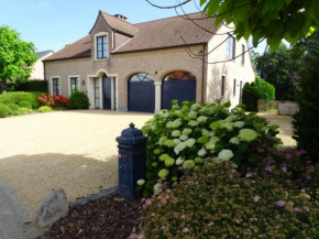 Pleasant Holiday Home in Heers with Outdoor Sauna, Heers